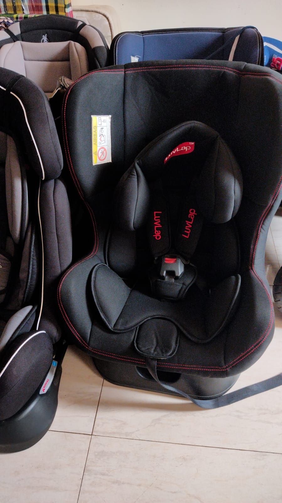 LuvLap Car Seat -Black - Image 2